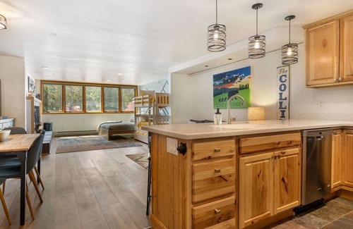 Mountain House Condo | Fall into Savings! 15% Off Until Nov 30 - Book Now!