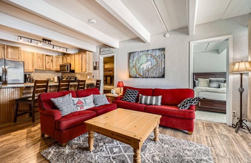 Dillon Condo | Fall into Savings! 15% Off Until Nov 30 - Book Now!