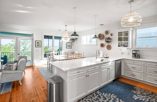 Bonito Boathouses House | Fall into Savings in South Carolina Sea Islands