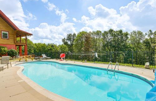 Crellin House | Fall Leaves, Jacuzzi and Games Maryland Mtn Retreat