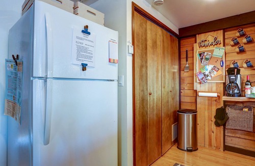Sunriver Cabin | Fall Promotion- Stay the Weekend Get 1 Night Free 2 Bed 2 bath + Loft 6 SHARC