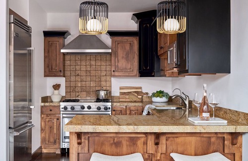 North Park City House | FALL RATES - 2 Bedroom, 2.5 bathroom, Silver Star Townhouse