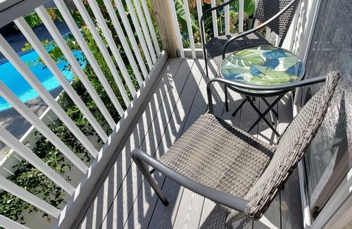 Tybee Island Condo | Fall rates! Cute 1BR/1BA Condo on the South Side!