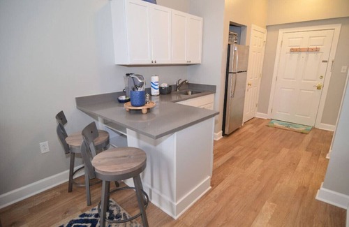 Seacrest Beach Condo | Fall Retreat | 30A Studio – Tram to Beach + Heated Pool