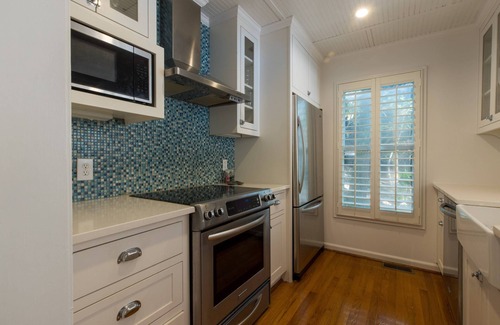 Waleska House | Fall Sale: 15% Off 3+ nights – thru Nov 30!