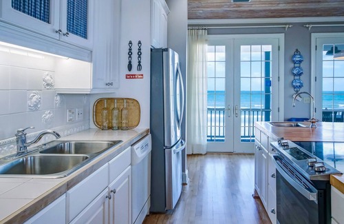 Ponte Vedra Beach House | Fall Savings at the ocean! BOOK TWO NIGHTS, GET ONE FREE!