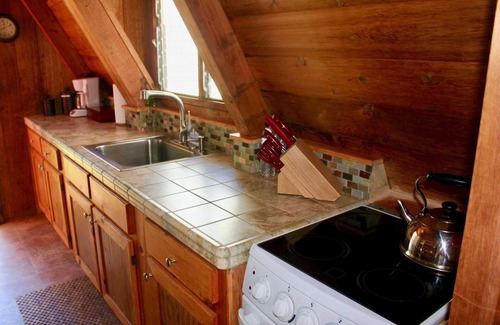 Volcano Cottage | Fall Special! Hale Nene Volcano A-Frame Cottage with Hot Tub