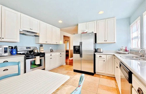 La Jolla Shores House | Fall Specials/Walk to Beach/Parking/Pet Friendly
