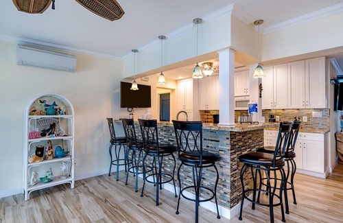 Key Colony Beach House | Fall Waterfront Getaway with Pool