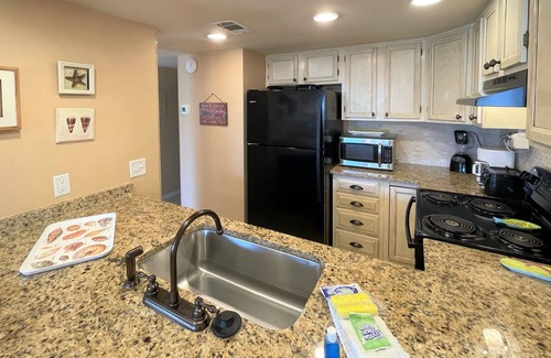 Gulf Shores Condo | Fall/Winter Dates Available @ Laguna Run Breeze-Lagoon Run