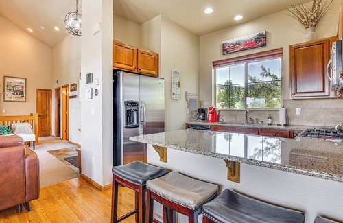 Granby House | Fall & Winter Getaway: Picturesque Granby Townhome