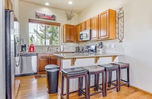 Granby House | Fall & Winter Getaway: Picturesque Granby Townhome