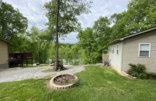 Se Ree House | Falls of Rough Home with a View