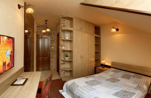 Szeged Hotel | Família Vendégház