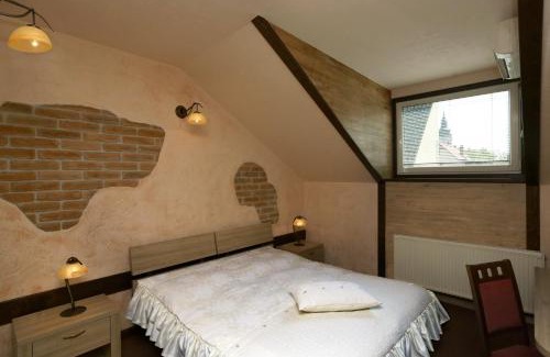 Szeged Hotel | Família Vendégház