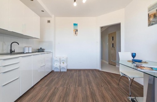 Gdynia Apartment | Familia Apartament na wzgórzu z sauną i salą zabaw dla dzieci