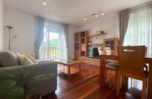 La Cueva Apartment | Familiar appartment close to Cabárceno