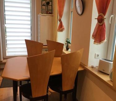 Joehstadt Apartment | Familienfreundlich Wohnen im Miriquitdi Erzgebirge