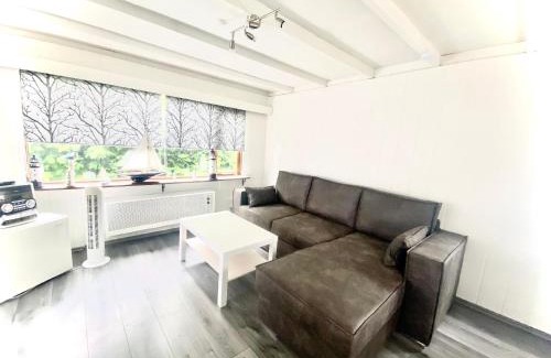Onderdijk Apartment | Familienfreundlisches Ferienhaus "Angel mit Garten und Terrasse am Ijsselmeer Grote Vliet Niederlande