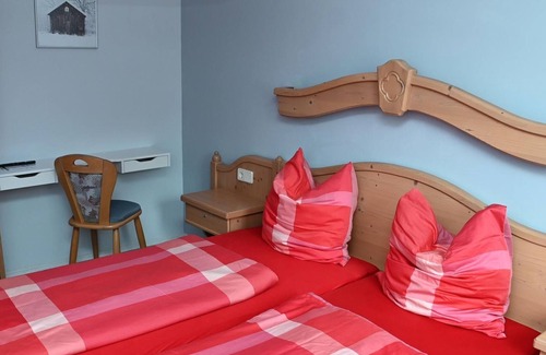 Mallnitz Cottage | Familienzimmer 6 - Pension Edlinger