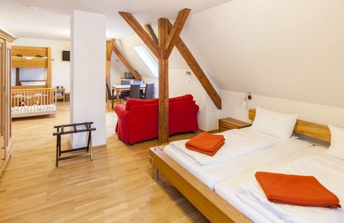 Aulendorf Apartment | Familienzimmer Premium Wurzelstüble, 55qm, 1 Wohn-/Schlafbereich, max. 2 Erwachsene und 2 Kinder