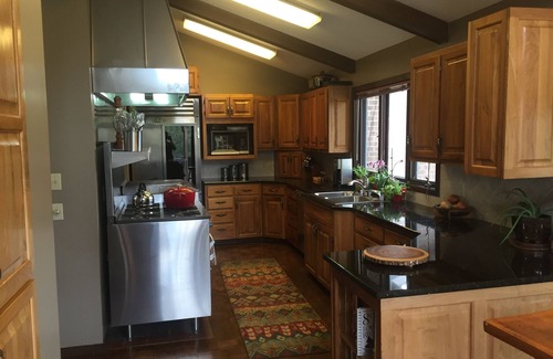 Blountville House | Families and Groups, Close to Lake/River, Close to BMS, Borders Golf Course