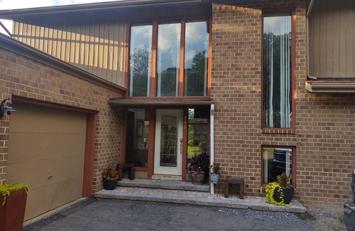 Blountville House | Families and Groups, Close to Lake/River, Close to BMS, Borders Golf Course
