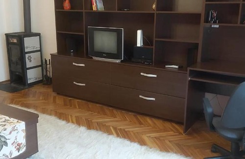Timisoara Apartment | Family 4 rooms apartment in house with garden