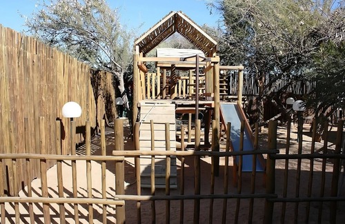 Windhoek House | Family Adventure Trip! Relaxing & Spacious, Onsite Swimming Pools!