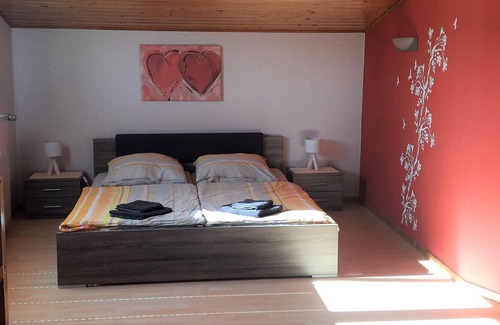 Hambuehren Apartment | Family apartment near the royal seat of Celle