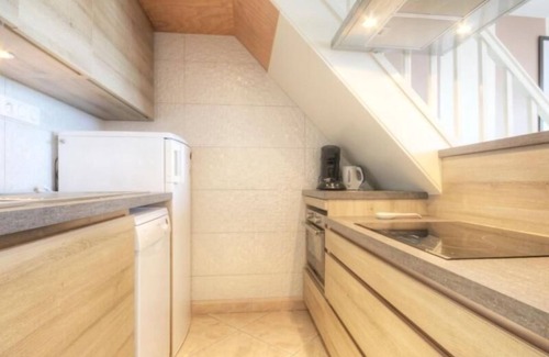La Turballe Apartment | Family apartment with parking, sea view balcony, close to beaches