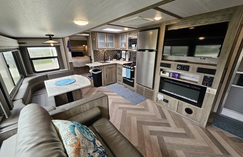 Port Bolivar House | Family Bay RV – Wildwood Heritage Glen - Sleeps 6