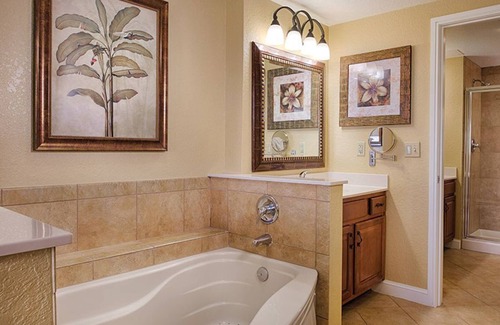 Lake Buena Vista Resort | Family Bliss: 3BR Dlx inside Disney Gates, Lazy rivers