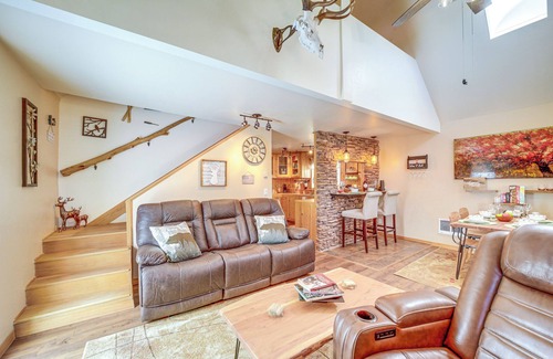 Pine Cabin | Family Cabin in Pine w/Deck: Pets Welcome!