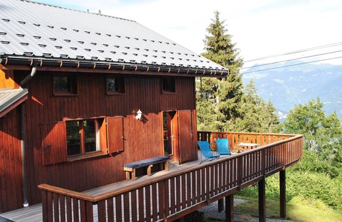 Doucy-Combelouviere Ski Chalet | Family chalet for 2 to 12 people in Doucy-Valmorel