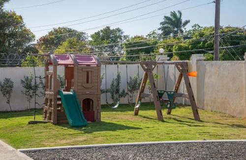 IronShore Estates House | Family Complex beside Beach w/Pool Montego Bay #1