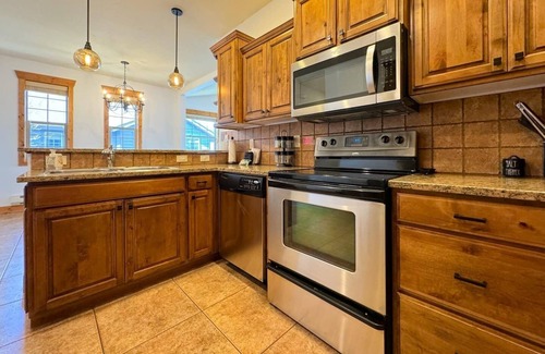Driggs Condo | Family Condo Getaway near Grand Targhee, Yellowstone, + Grand Teton