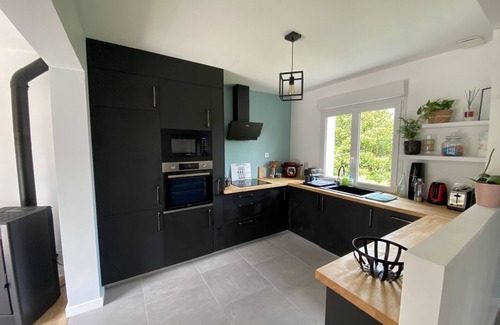 Pleuven House | Family country house