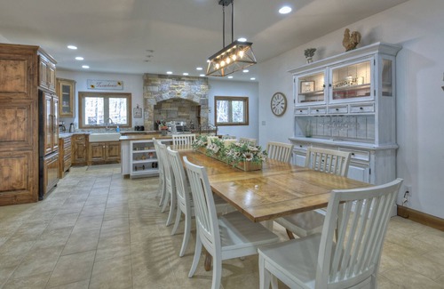 Morganton Cabin | Family Farmhouse - Blue Ridge, GA