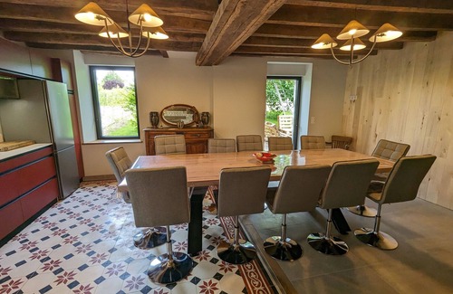 Aulnay-la-Riviere Cottage | Family-Friendly Getaway: Heated Pool, Garden, Near Fontainebleau & Paris