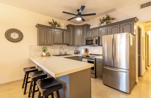 San Jose del Cabo Condo | Family Friendly Las Olas Oceanfront Remodeled 2BR Steps to Surf, Sand & Dining!