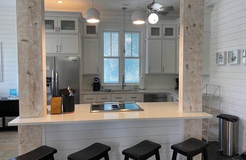 Sunnyside House | Family-friendly, across from the family pool/park. Steps from the beach