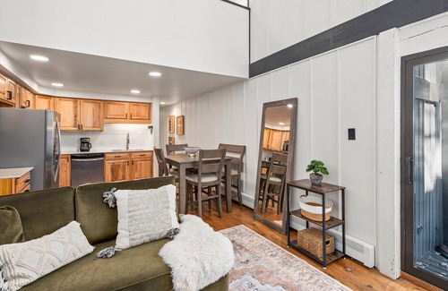 Snowmass Village House | Family Friendly Affordable 3BR Plus Loft Sleeps 8 Ski-In-Ski-Out Townhouse w/Hot