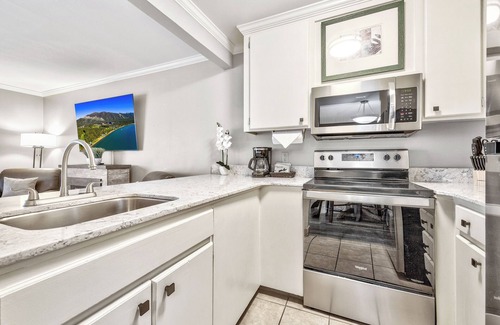 South Lake Tahoe Resort | Family-friendly Accommodation! Pets Allowed,Breakfast! Close to Tamarack Express