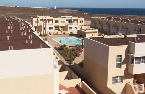 Caleta de Fuste House | Family friendly 2 bedroom self catering holiday home, near all amenities