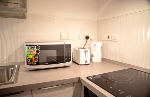 Central Business District Apartment | Family friendly 2 bedroom apartment with a pool and gym