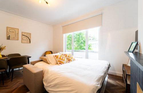 Statiekwartier Apartment | Family-Friendly 2-Bedroom Apartment in Antwerp