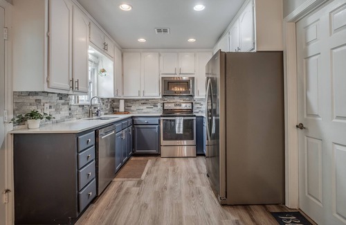 Central Oklahoma City House | Family Friendly 3Br+ Ping Ping + BBQ+ games in OKC
