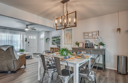 Central Oklahoma City House | Family Friendly 3Br+ Ping Ping + BBQ+ games in OKC