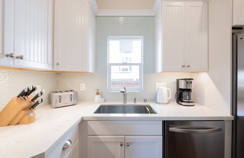 Bankers Hill House | Family-friendly 3bd/2bh with outdoor and dining in SD's best location